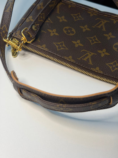 LV Monogram Pochette w/ Strap