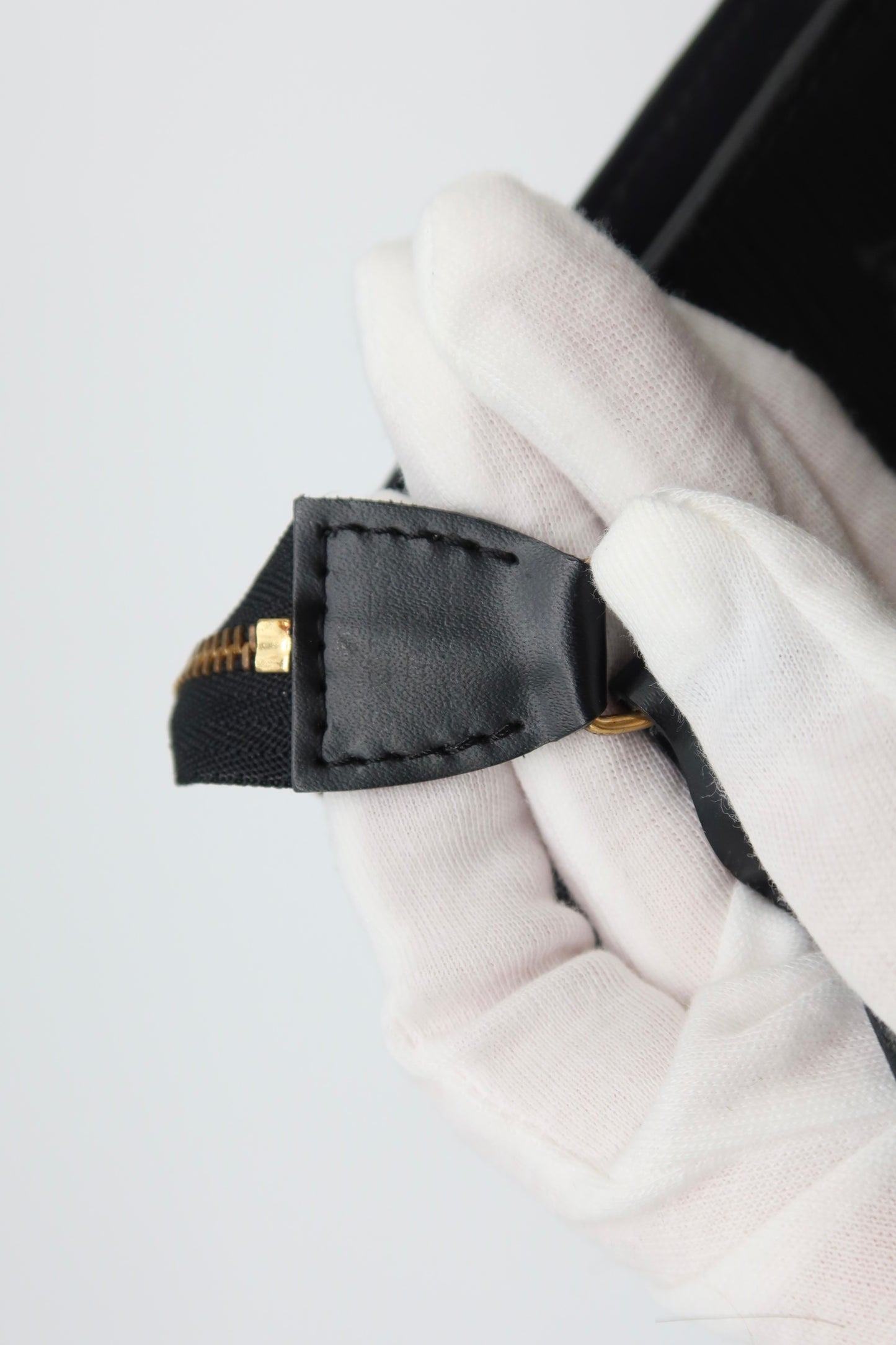 LV Black Epi Leather Pochette