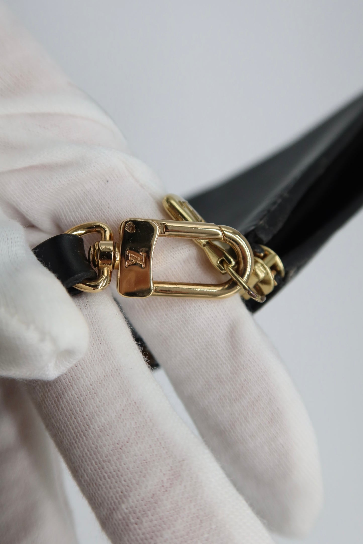 LV Black Epi Leather Pochette