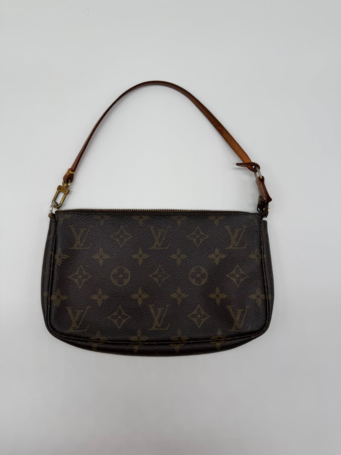 LV Vintage Monogram Pochette