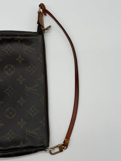 LV Vintage Monogram Pochette