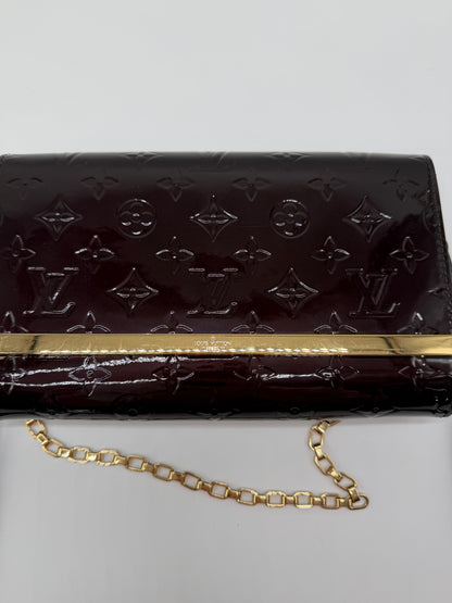 LV Vernis Amarante Ana Clutch