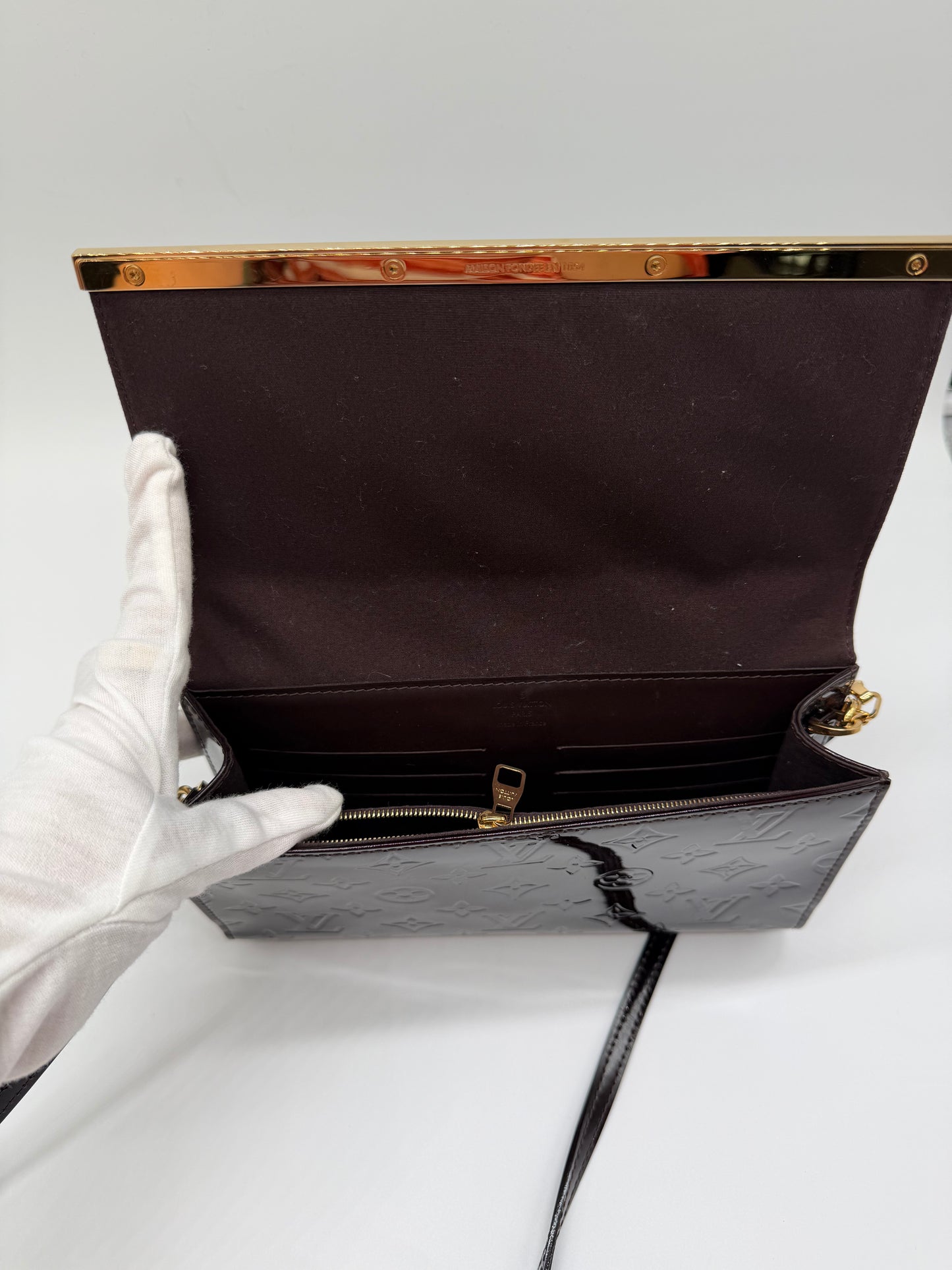 LV Vernis Amarante Ana Clutch