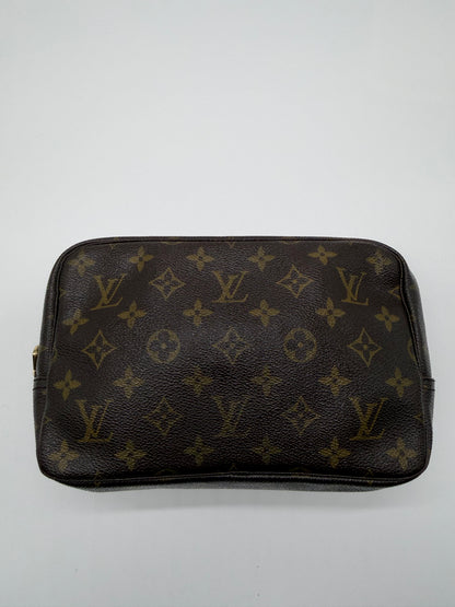LV Monogram Trousse 23