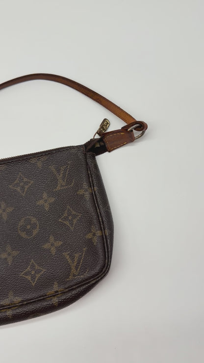 LV Vintage Monogram Pochette